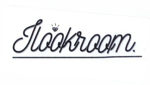 Trademark ILOOKROOM dan Lukisan