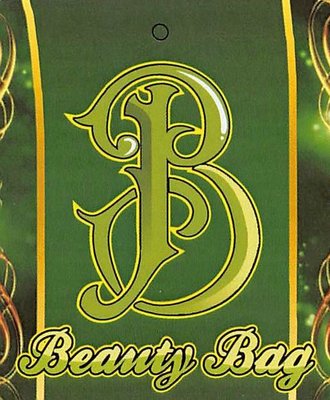 Trademark B Beauty Bag + LOGO