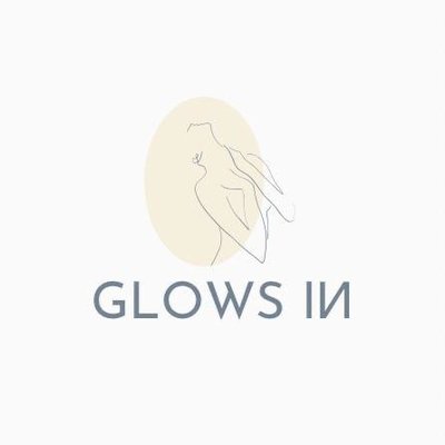 Trademark GLOWS IN