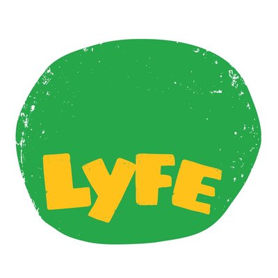 Trademark LYFE dan Lukisan