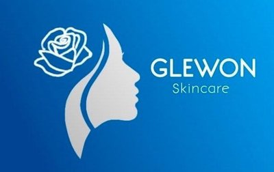 Trademark GLEWON Skincare + Lukisan