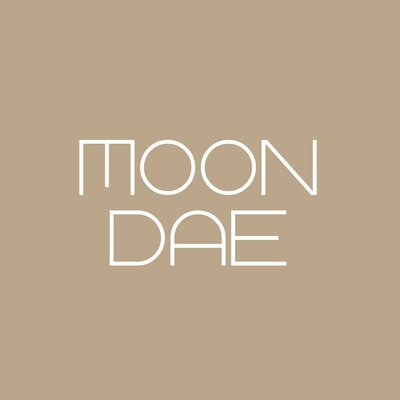 Trademark Moon Dae