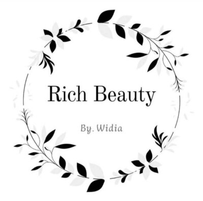 Trademark Rich Beauty By. Widia