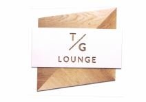 Trademark T/G Lounge + lukisan