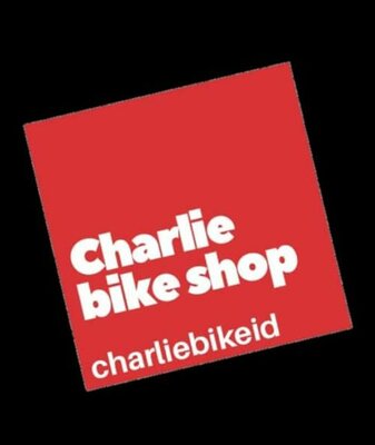 Trademark CHARLIE BIKE SHOP