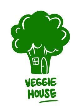 Trademark VEGGIE HOUSE + LUKISAN