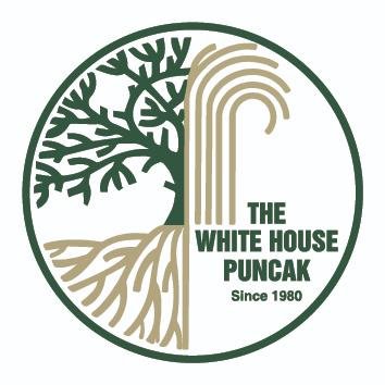 Trademark The White House Puncak