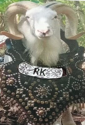 Trademark RK dan Lukisan Kepala Kambing