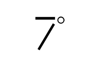 Trademark 7 DEGREES + LOGO